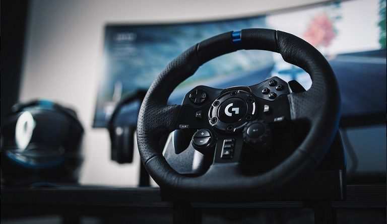 Beberapa game balap dan driving simulator sudah suppor steering wheel controller, baik dari game berat hingga game ringan